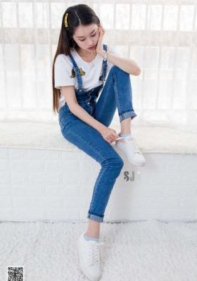 女警察脱个精光扒下胸罩视频_BD免费全集观看