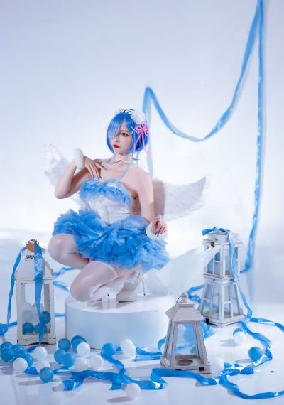 欧美成人少妇一二三区美_1080免费观看最新