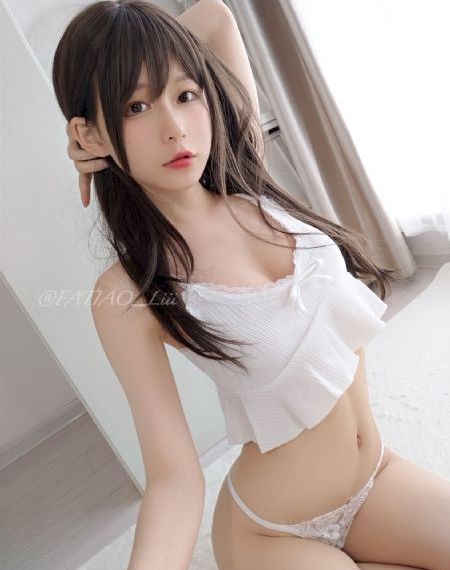 w两个世界在线观看免费_720电影全集观看