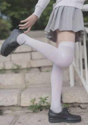 娇妻雯雯KYV聚会小说_720神马在线观看