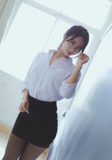 堵住尿孔不让尿作文_高清完整版高清视频观看