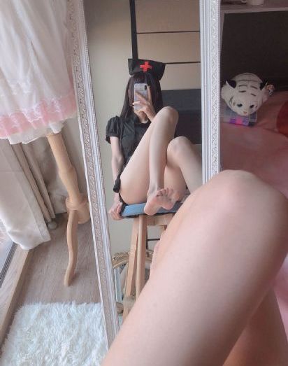 皇上揉捏太子妃奶头_DVD全集免费观看