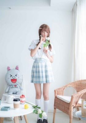 豪妇奶乳跪着伺候小说_DVD免费观看电视剧